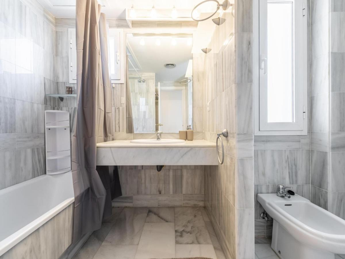 Apartemen Naranjos Beautiful 1 Bedroom Penthouse