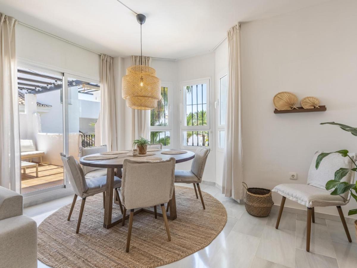 Naranjos Beautiful 1 Bedroom Penthouse * Marbella