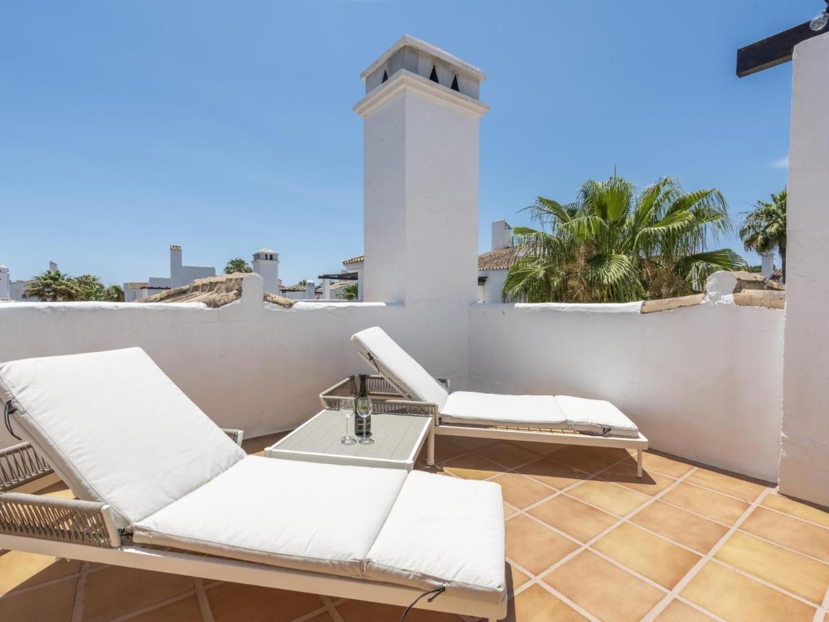 Naranjos Beautiful 1 Bedroom Penthouse